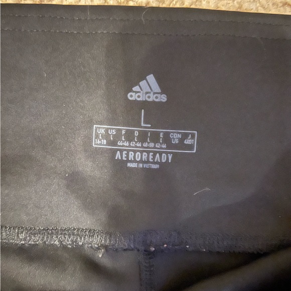 Adidas Legging With Pockets - Picture 2 of 2